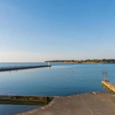 In Istria With Sea View & Bubble Bath * Karigador