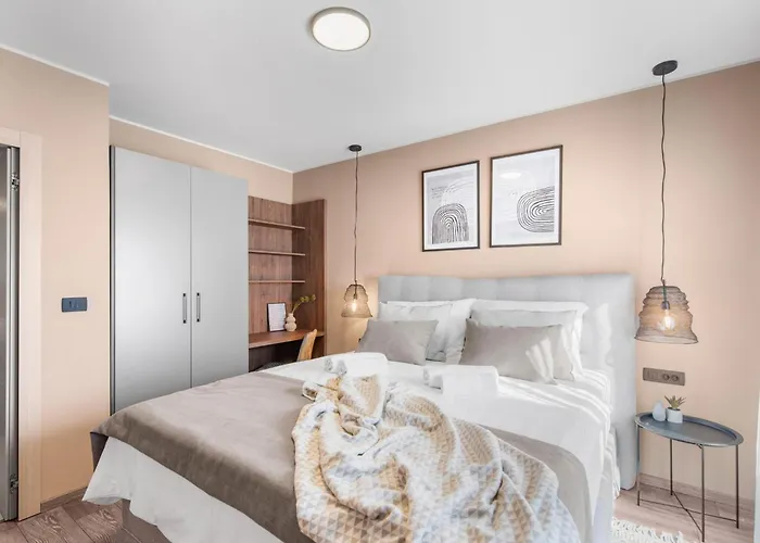 In Istria With Sea View & Bubble Bath Karigador