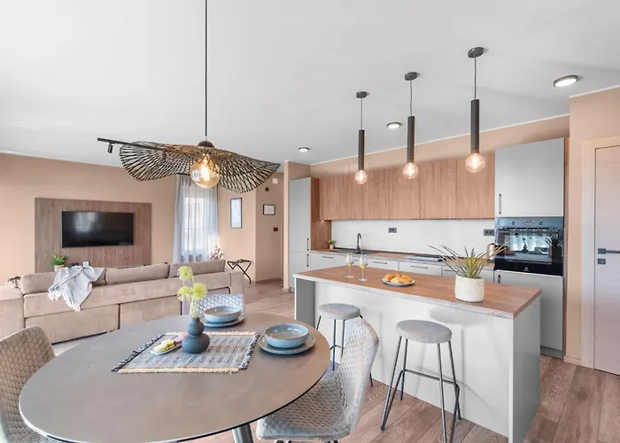 In Istria With Sea View & Bubble Bath Villa