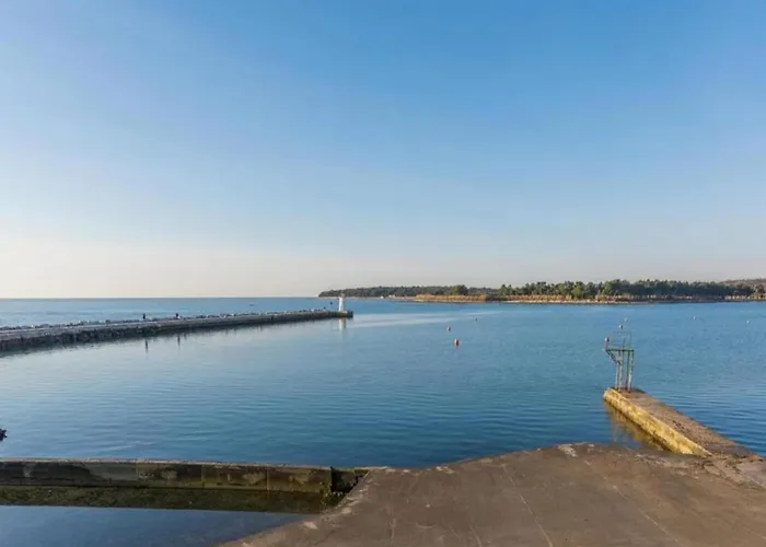 In Istria With Sea View & Bubble Bath * Karigador