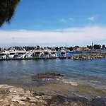 In Istria With Sea View & Bubble Bath فيلة كاريغادور