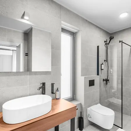 Villa Penthouse With Bubble Bath *